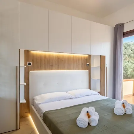 Sunshine - Attico Apartamento La Maddalena (Sassari)