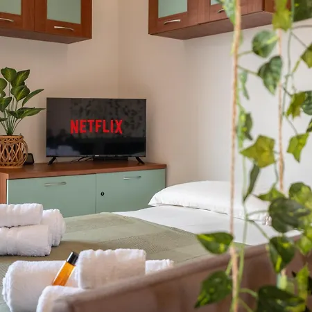 Διαμέρισμα Sunshine - Attico Λα Μανταλένα